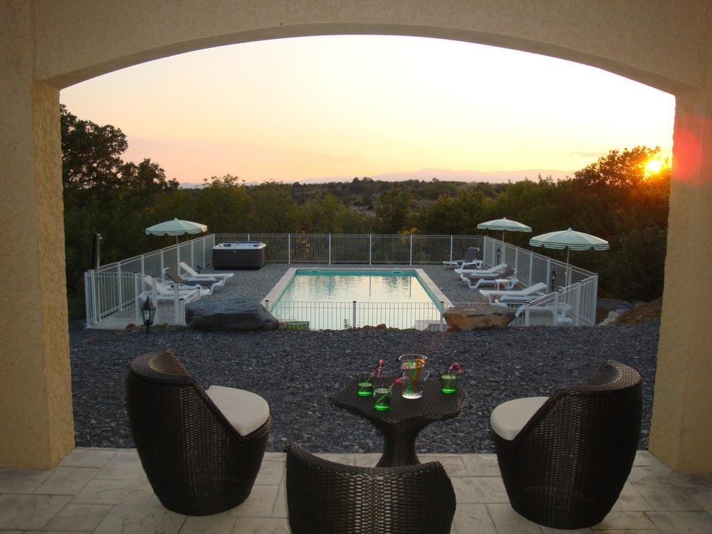 Les Villas De Perret Joyeuse Cameră foto