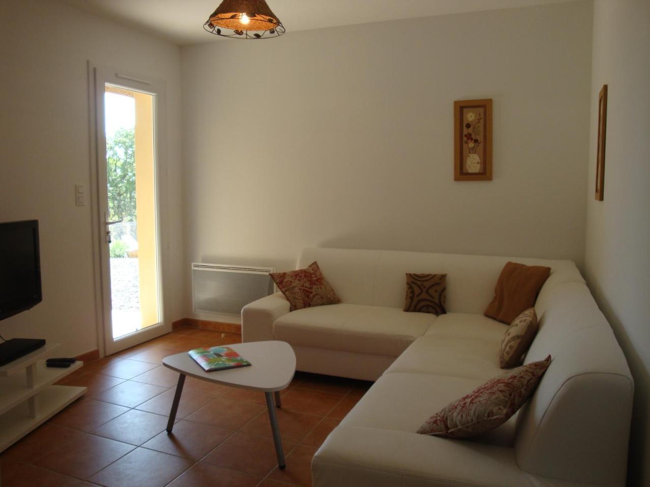 Les Villas De Perret Joyeuse Exterior foto